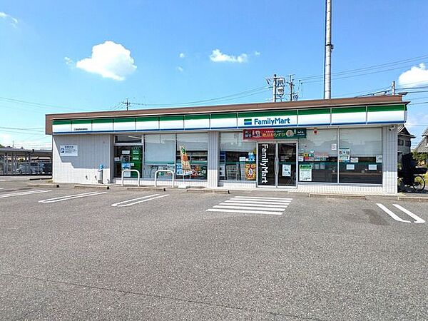 ファミリーマート 江南後飛保薬師店 320m