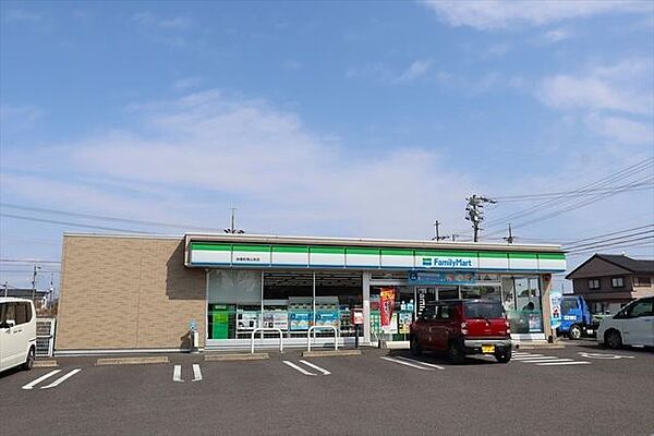 ファミリーマート 扶桑町南山名店 1110m