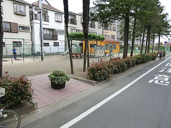 一之江六丁目児童遊園  110m