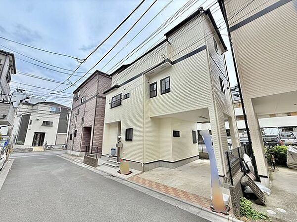 ご自宅、最寄りの駅までお迎え可能です。月々のお支払いシュミレーションも当日可能です。