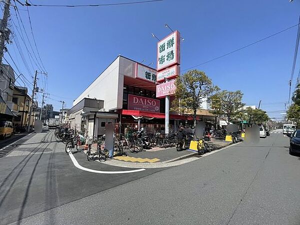 新鮮市場南葛西店 690m