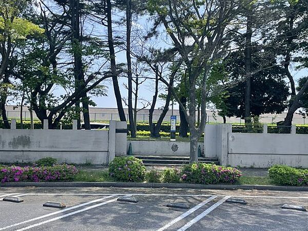 南葛西五丁目公園 1730m
