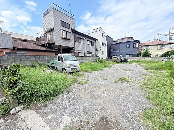 陽当たりや風通しにも配慮しやすい、ゆとりある敷地。理想の住まいを描きやすい土地です。（2026.8）