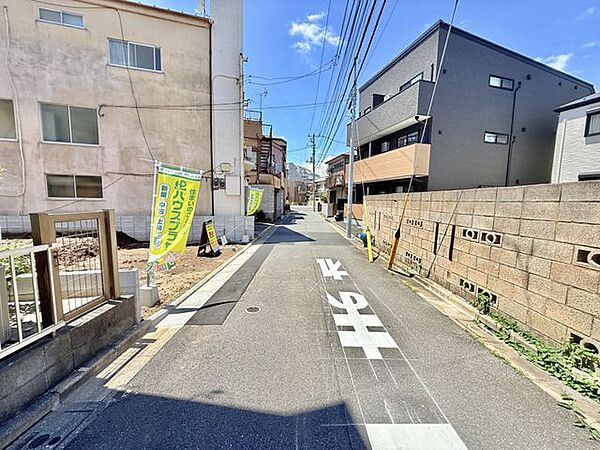 前面道路もすっきり。（2026.7）