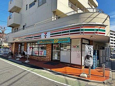 セブンイレブン練馬貫井5丁目店 260m