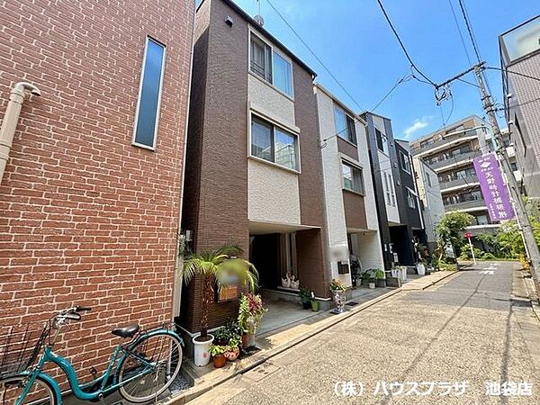 【外観】事前にご予約頂くとスムーズにご案内頂けます！お気軽にご連絡ください♪
