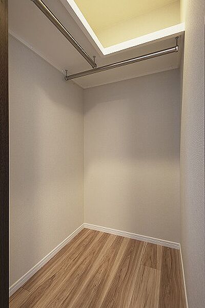apartment 東京都港区芝２丁目17-11
地図を見る