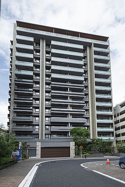 apartment 東京都港区芝２丁目17-11
地図を見る