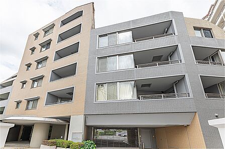 三井不動産株式会社旧分譲マンション。大切なペットと一緒に暮らせます(細則有)。