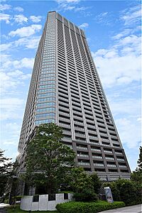 外観：2015年4月築、野村不動産(株)、三井不動産レジデンシャル(株)、積水ハウス(株)、阪急不動産(株)旧分譲マンション。大切なペットと一緒に暮らせます(規約制限有)。