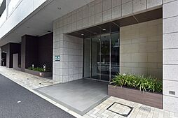 6 / 9
