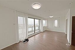 ヴィークステージ茶屋ヶ坂スカイレジデンス 3LDKのリビング/ダイニング