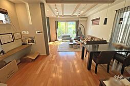 名古屋市千種区宮根台2丁目 一戸建て 5LDKのリビング/ダイニング