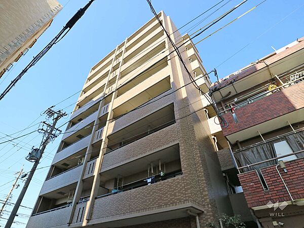 エスポア春岡の外観（南東側から）