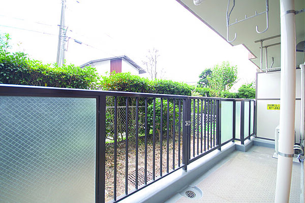 専用庭付きバルコニー