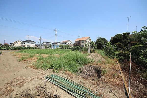 高い建物が少なく、空が高く感じます　