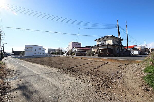 資材置き場や太陽光設置などに　