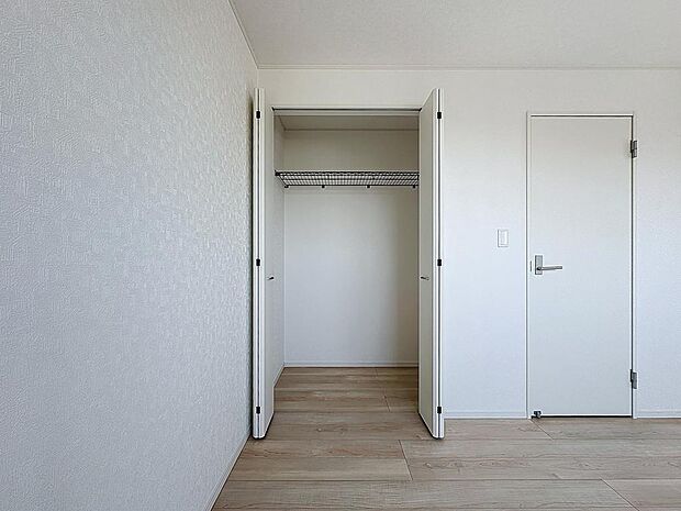 クローゼット付きの洋室で子ども部屋もしっかり確保。