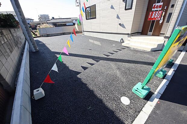 お車の出入りもらくらくです(　^^　)