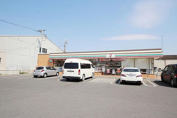 セブンイレブン足利工大高校通り店(673m)