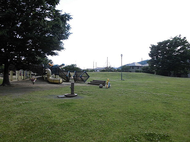 利保公園(256m)