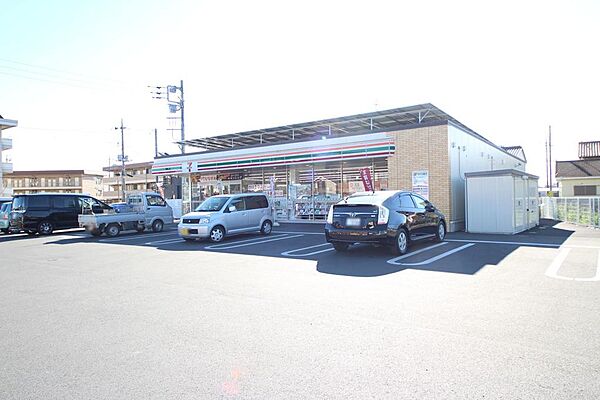 セブンイレブン足利五十部店（1123m）