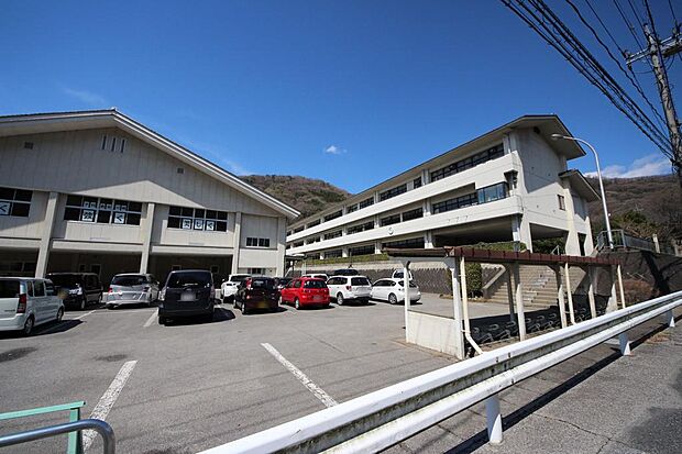 足利市立第一中学校(1605m)