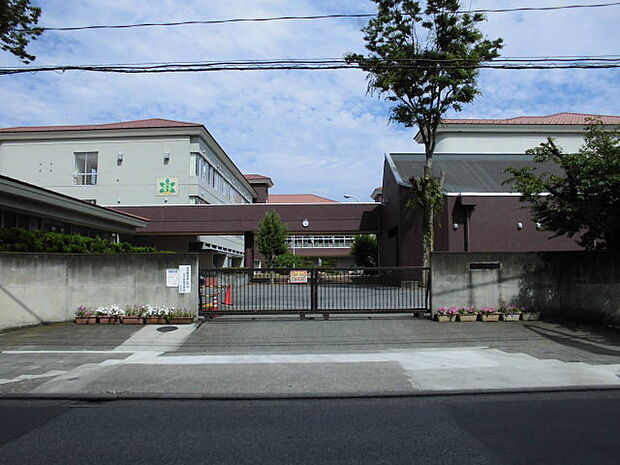 足利市立けやき小学校(762m)