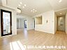 リビング/ダイニング：ゆとりあるリビングスペースは新生活を快適に過ごせます！