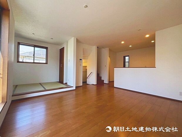 開放感のある約15帖のリビング!