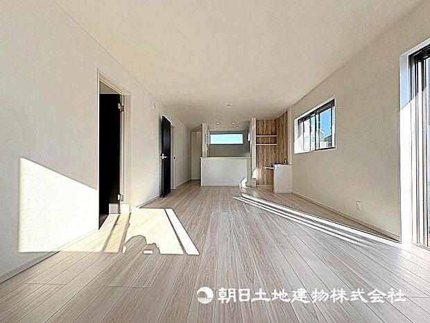 家具を置いても余裕を感じられる広さも魅力。ファミリーものびのび暮らせそうです。