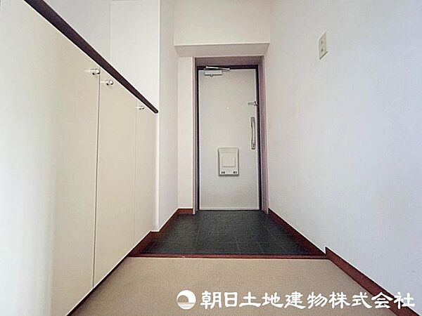 広い玄関はお家に高級感と開放感を演出します。