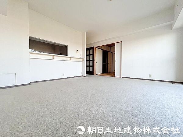 家具を置いても余裕を感じられる広さも魅力。ファミリーものびのび暮らせそうです。