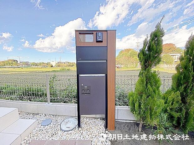 急な外出でお留守になってしまうときも宅配ボックスが預かってくれます！