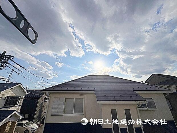 バルコニーからの景色！晴れた日中も夜景も綺麗で気分もさっぱりリフレッシュできそう！