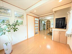 町田市南大谷　中古住宅 2LDKのリビング/ダイニング