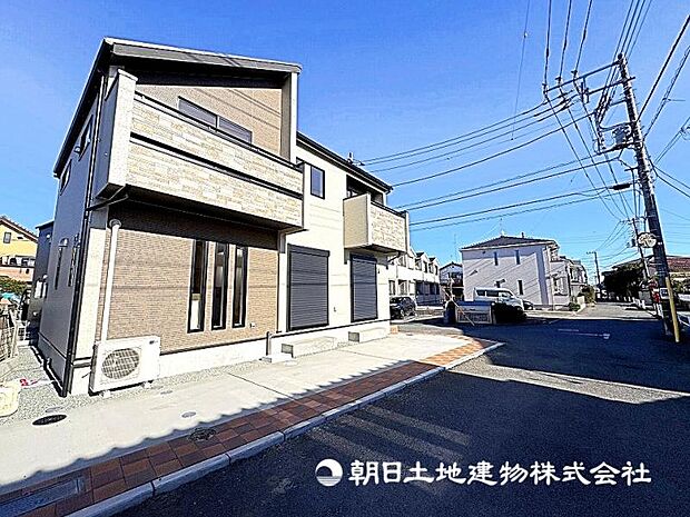 交通量の少ない閑静な住宅街ですので、小さなお子様がいらっしゃるご家庭でも安心してお住まいになれます。