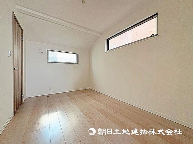 約5.8帖の洋室！お子さんの子供部屋にもおすすめ！