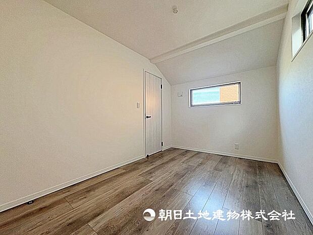 約5.8帖の洋室！お子さんの子供部屋にもおすすめ！