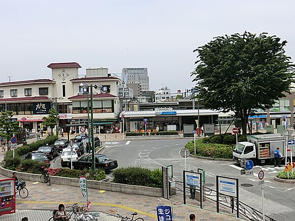 小田急線　向ヶ丘遊園駅まで約1600ｍ