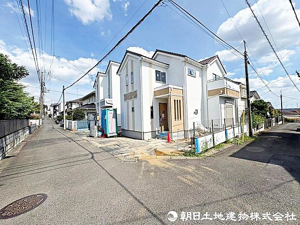 交通量の少ない閑静な住宅街ですので、小さなお子様がいらっしゃるご家庭でも安心してお住まいになれます。
