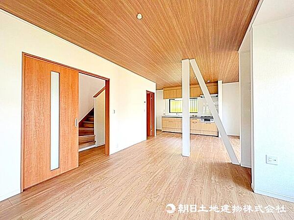 通風・日当たり良好で、窓を開けるとすこやかな風が吹き抜けます。