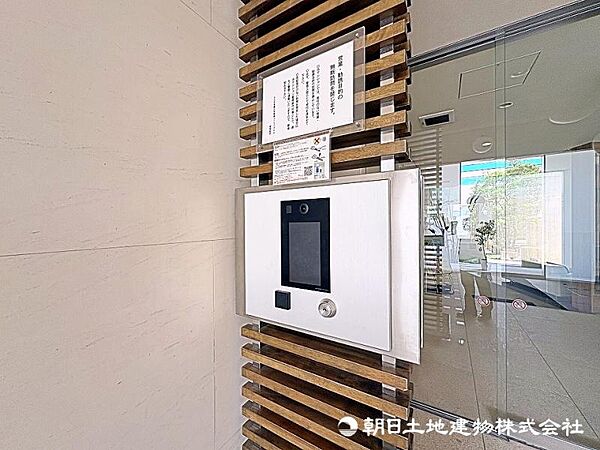 TVモニター付きインターホンで来客者の顔が確認できるので、安心ですね！