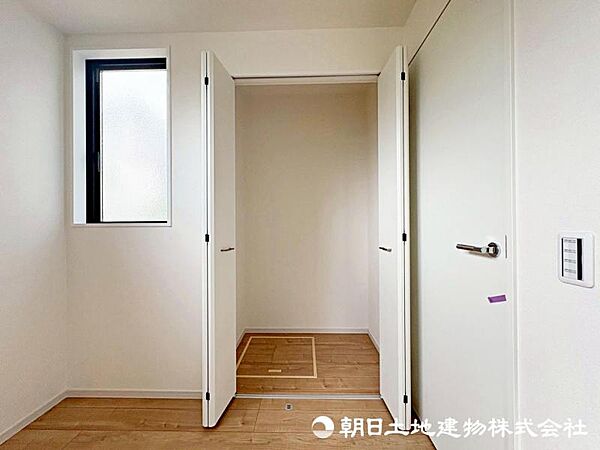 各室収納スペース付きで、自分時間もゆったり過ごすことができます！
