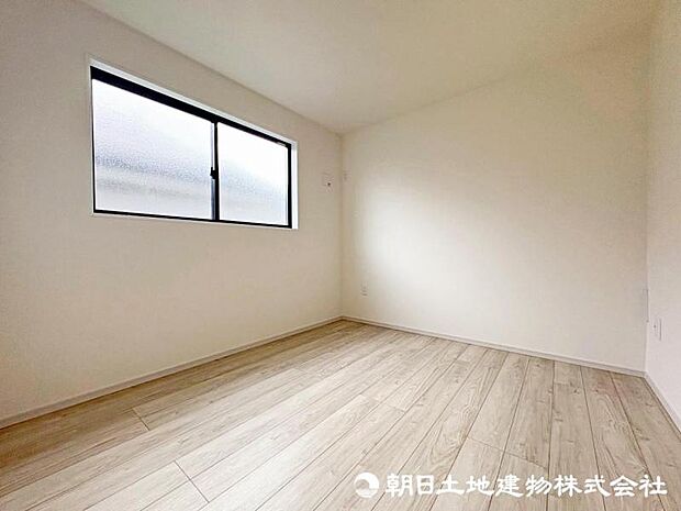 くつろぎの場として申し分ない各室4帖以上の空間を確保!