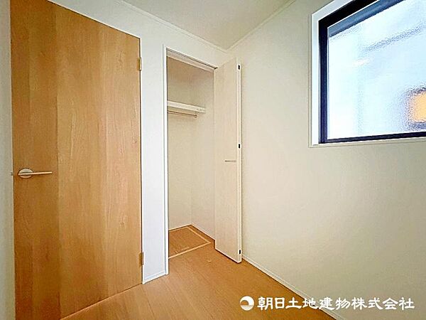 各居室には収納スペースを完備。お部屋をすっきりと見せることができます。