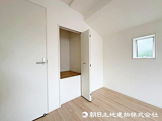 各居室には収納スペースを完備。お部屋をすっきりと見せることができます。