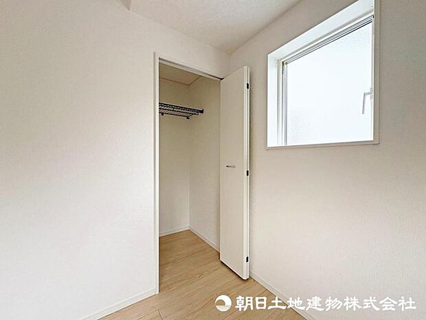 各居室には収納スペースを完備。お部屋をすっきりと見せることができます。