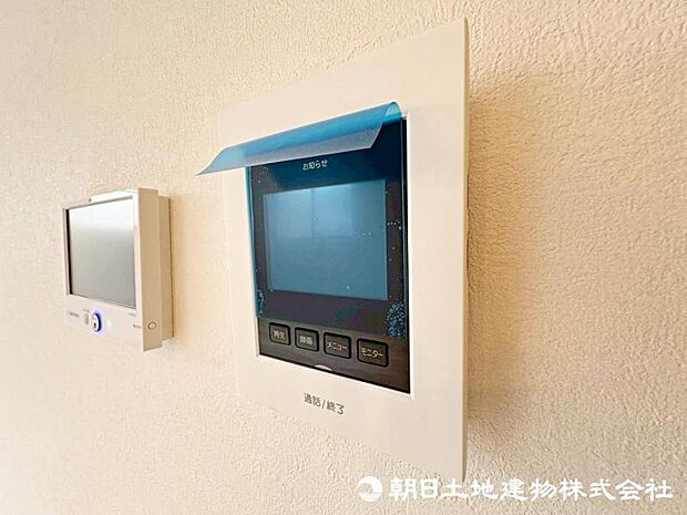 TVモニター付きインターホンで来客者の顔が確認できるので、安心ですね!