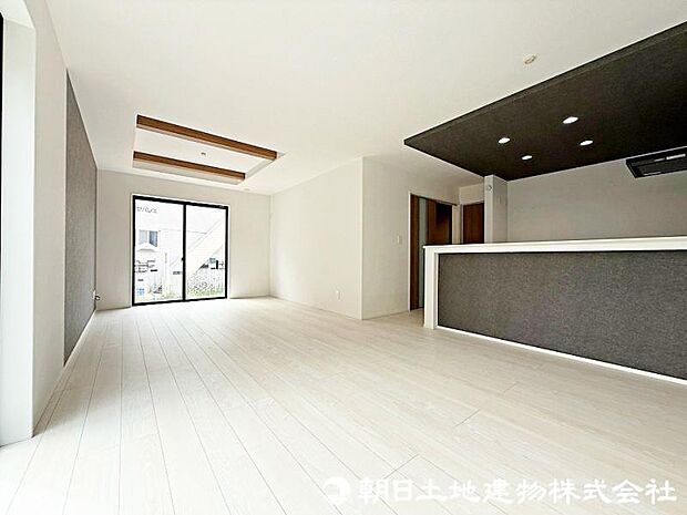 家具を置いても余裕を感じられる広さも魅力。ファミリーものびのび暮らせそうです。
